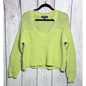 Central Park West New York Women's Cable Knit V Neck Sweater Green Size M